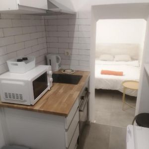 Studio met een King Size Bed